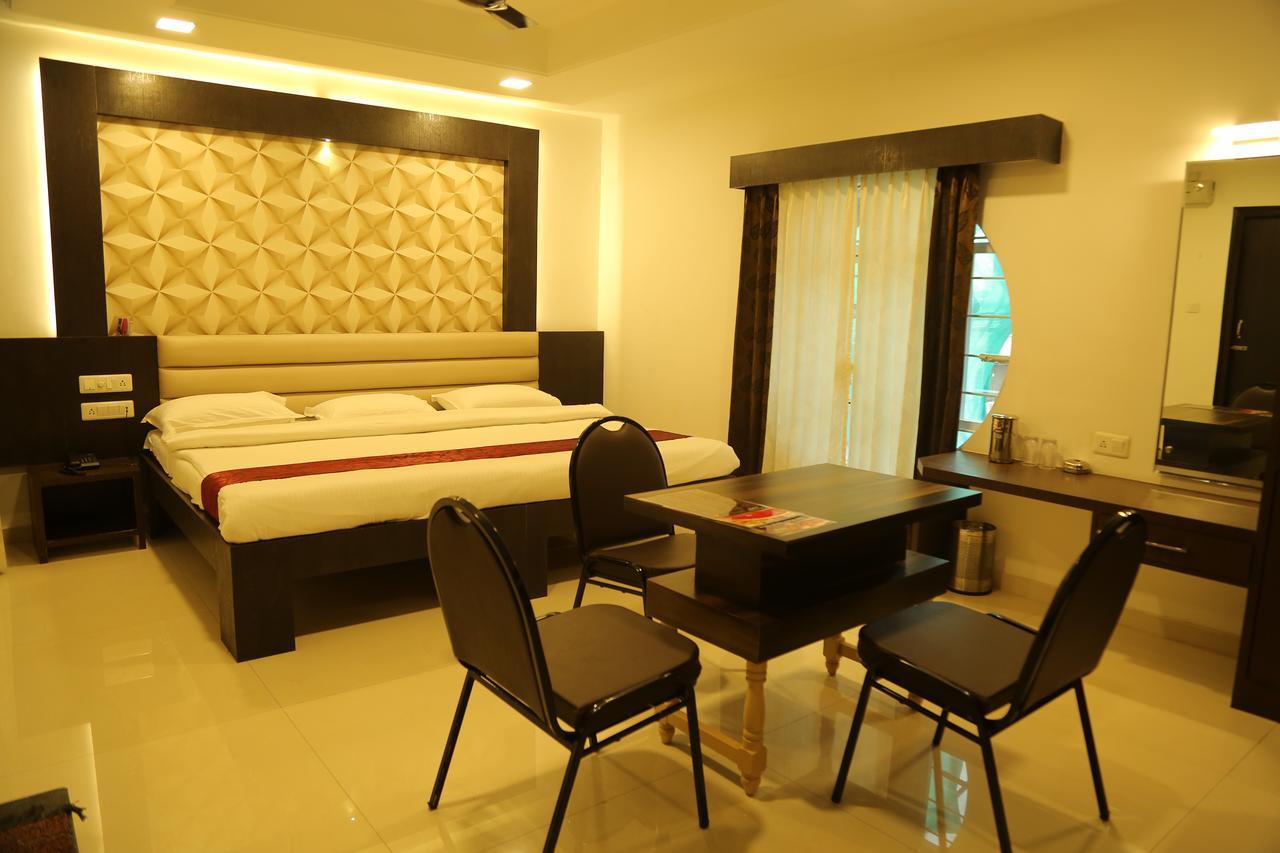 Hotel Shivananda Hospet Exterior foto